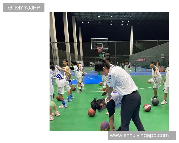 重庆篮球队技术解析：从战术布局到球员训练的全面探讨